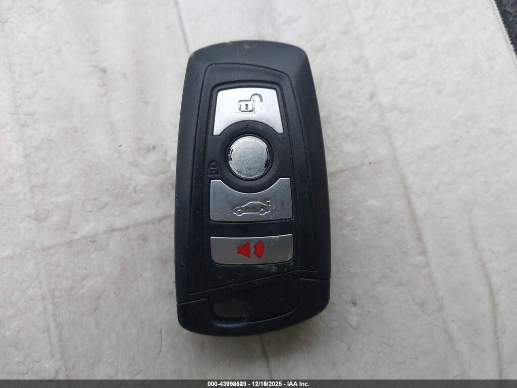 WBSFV9C51DD096381 2013 BMW M5 photo no. 11