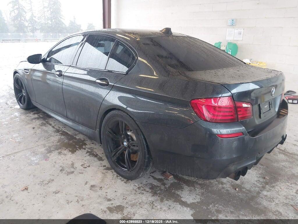 WBSFV9C51DD096381 2013 BMW M5 photo no. 3