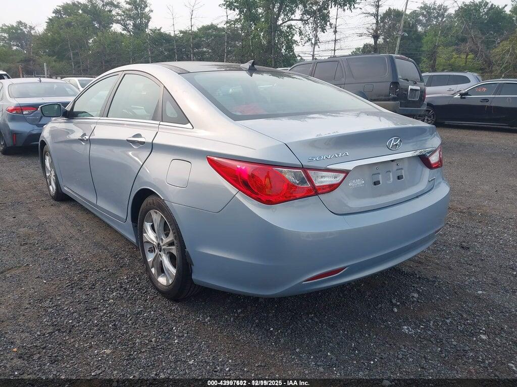 5NPEC4AC7CH409990 2012 HYUNDAI SONATA photo no. 3