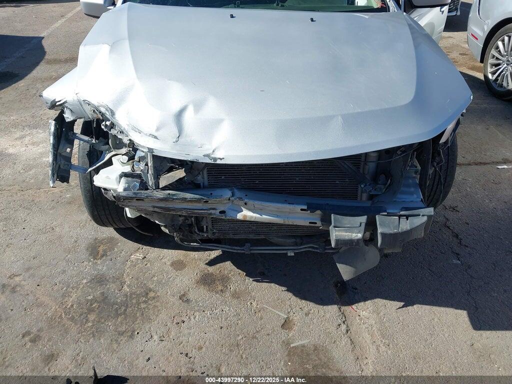 3FAHP0HG7BR268522 2011 FORD FUSION photo no. 6