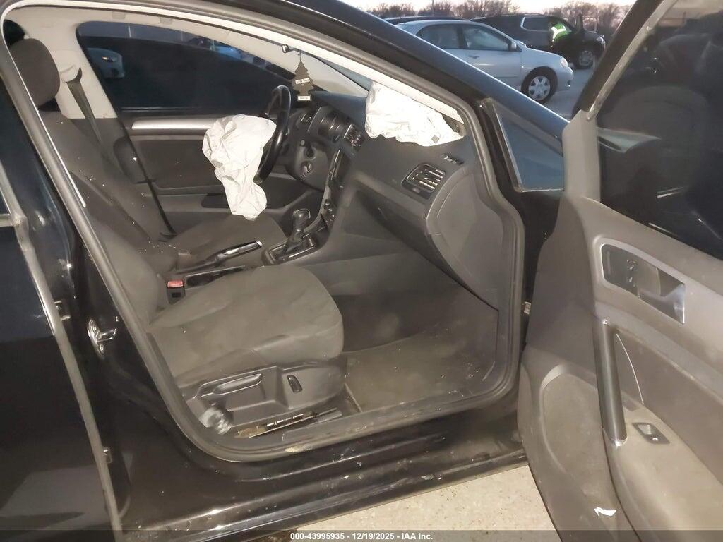 3VW217AU3HM045004 2017 VOLKSWAGEN GOLF photo no. 5