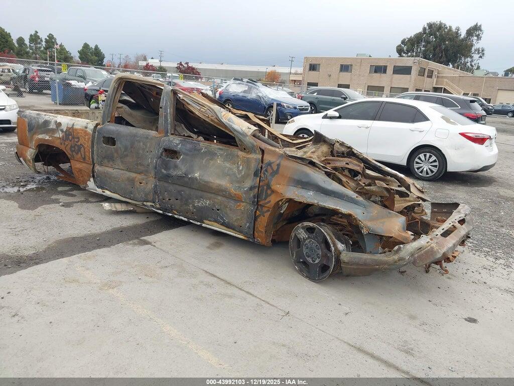 2GCEC13T751393192 2005 CHEVROLET SILVERADO 1500 photo no. 1