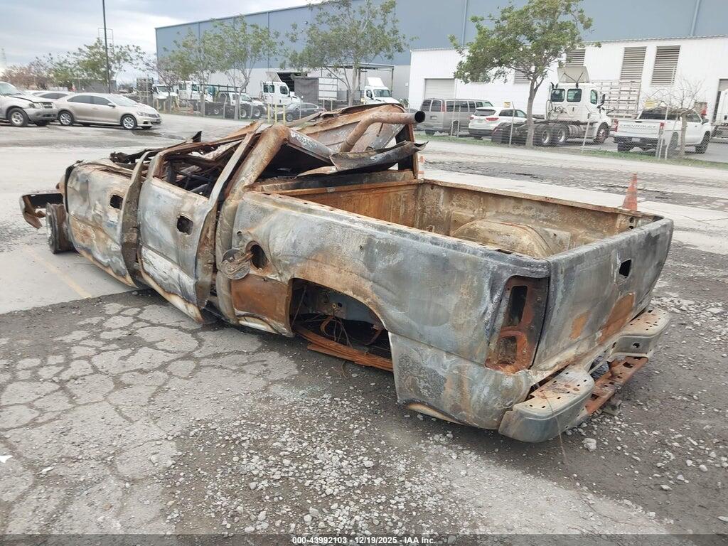 2GCEC13T751393192 2005 CHEVROLET SILVERADO 1500 photo no. 3