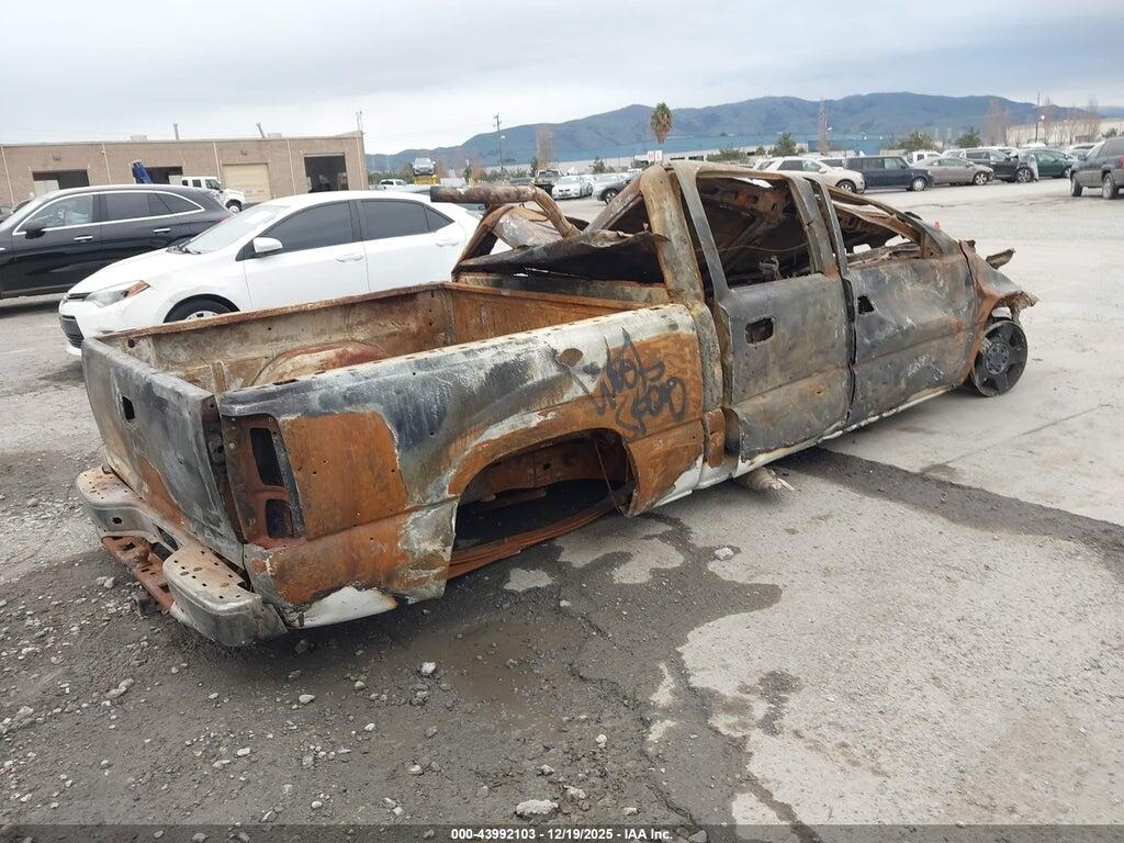 2GCEC13T751393192 2005 CHEVROLET SILVERADO 1500 photo no. 4