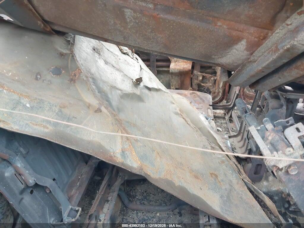 2GCEC13T751393192 2005 CHEVROLET SILVERADO 1500 photo no. 8