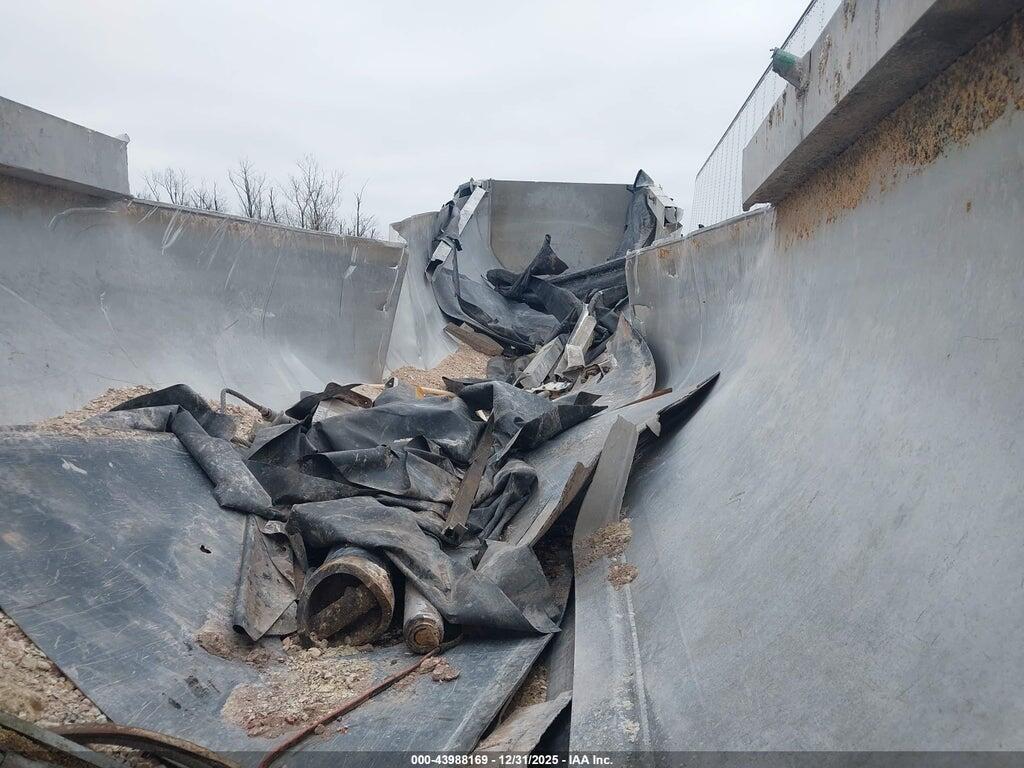 5MADN4022JW042995 2018 MAC TRAILER MFG END DUMP photo no. 5