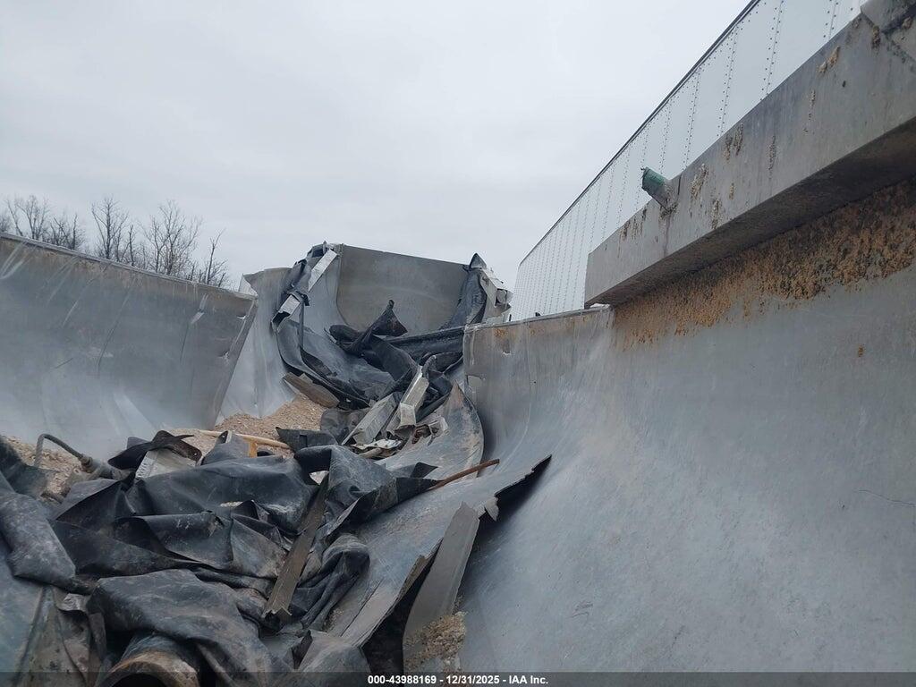 5MADN4022JW042995 2018 MAC TRAILER MFG END DUMP photo no. 8