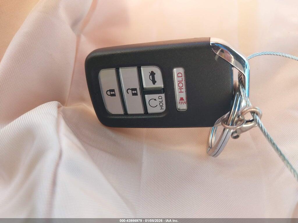 1HGCT1B89HA005184 2017 HONDA ACCORD photo no. 11