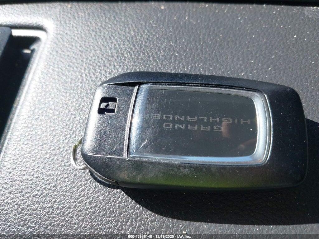 5TDACAB56RS029684 2024 TOYOTA GRAND HIGHLANDER photo no. 11
