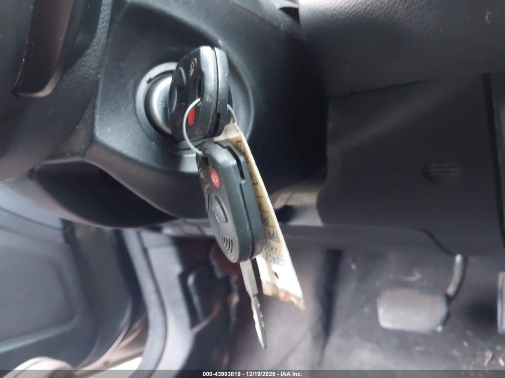 1FADP3K26DL238037 2013 FORD FOCUS photo no. 11