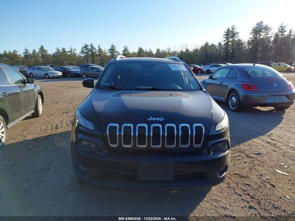 1C4PJMCSXHW658238 2017 JEEP CHEROKEE photo no. 12