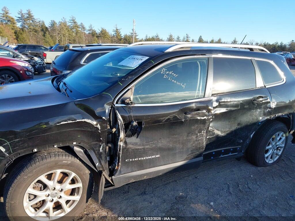 1C4PJMCSXHW658238 2017 JEEP CHEROKEE photo no. 6