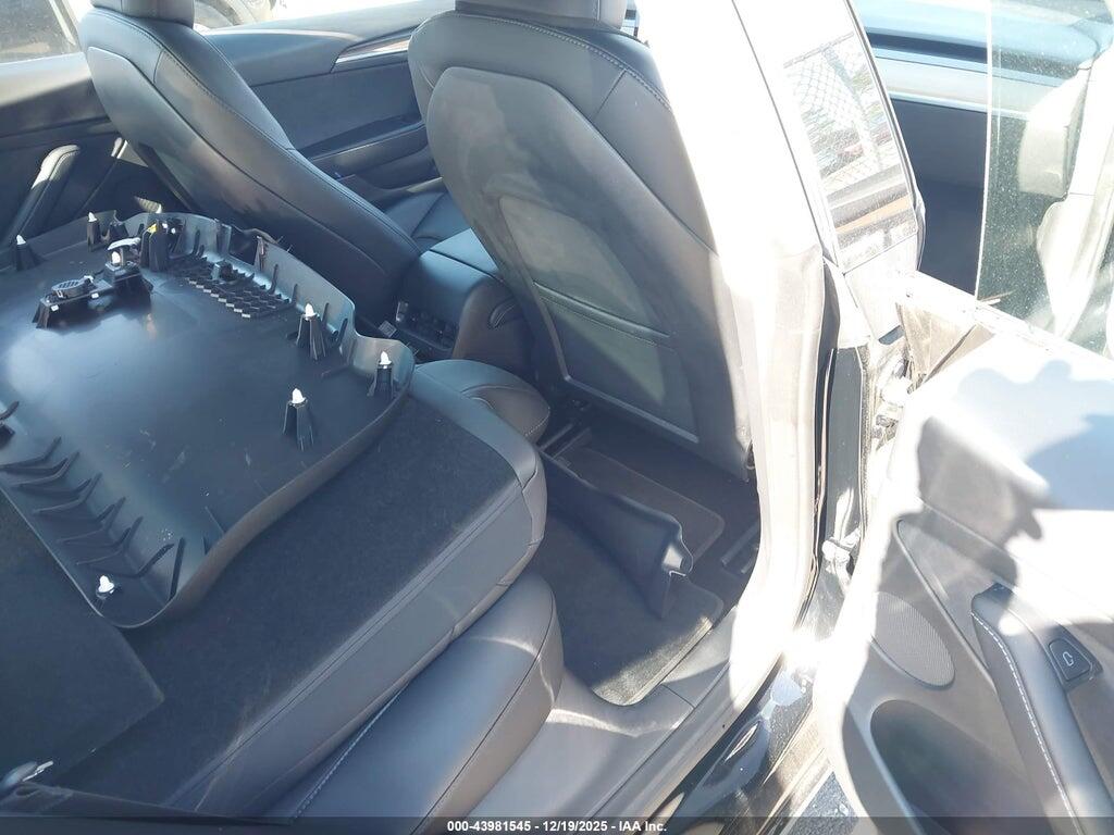 5YJ3E1EC7NF175734 2022 TESLA MODEL 3 photo no. 8