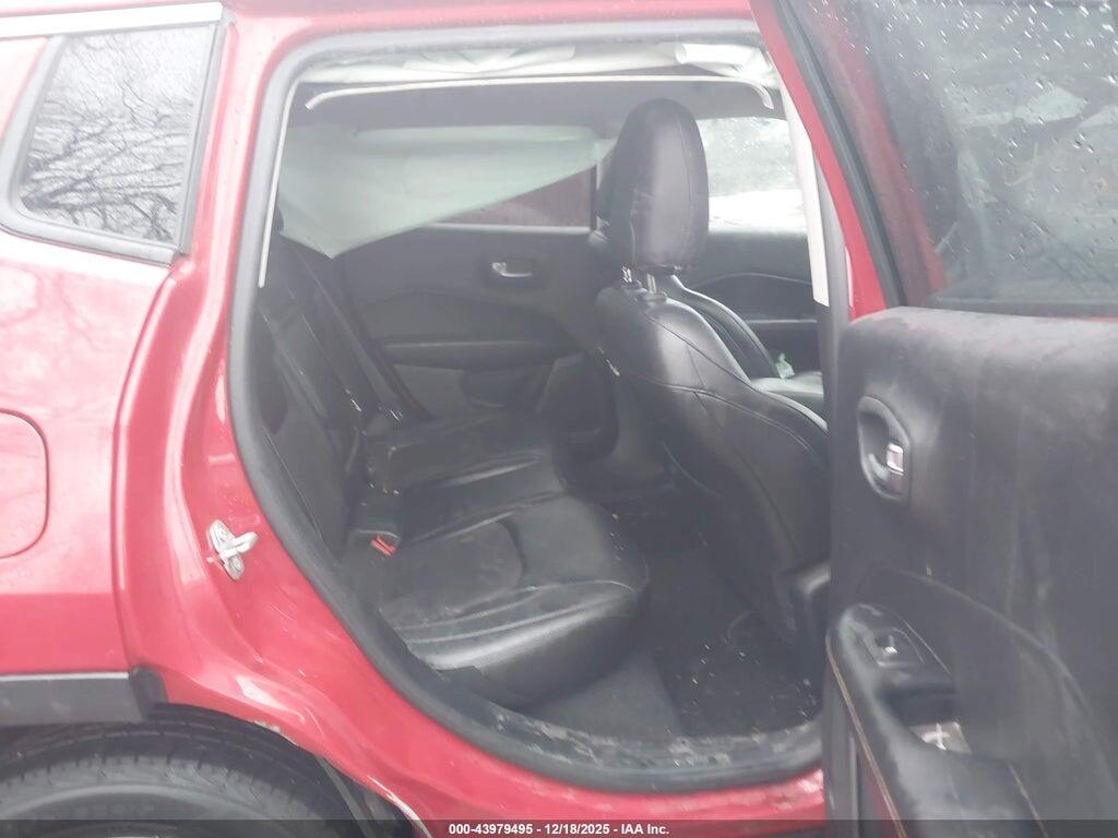 3C4NJDBB3JT191636 2018 JEEP COMPASS photo no. 8