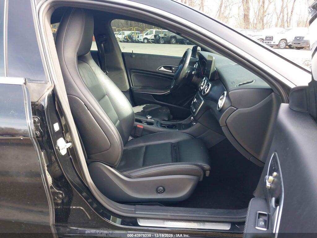 WDDSJ4GBXHN493159 2017 MERCEDES-BENZ CLA 250 photo no. 5