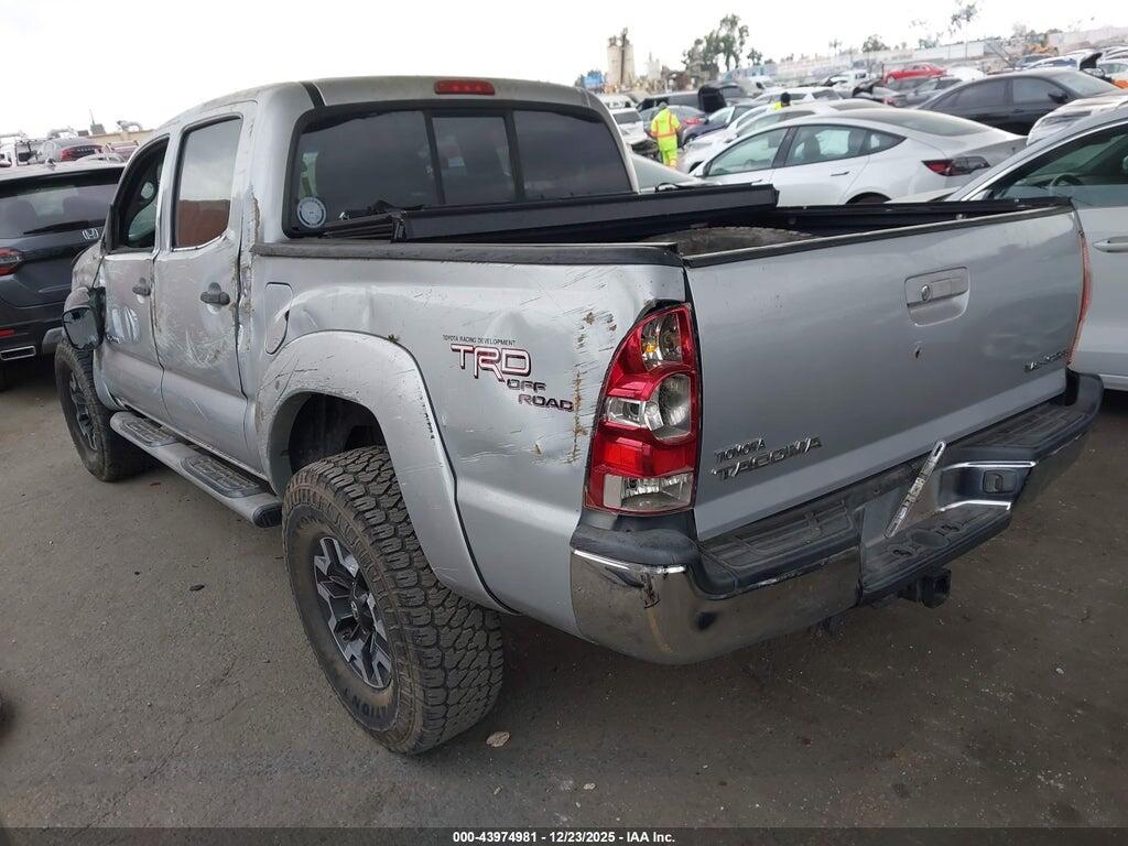5TEJU62N85Z081163 2005 TOYOTA TACOMA photo no. 3