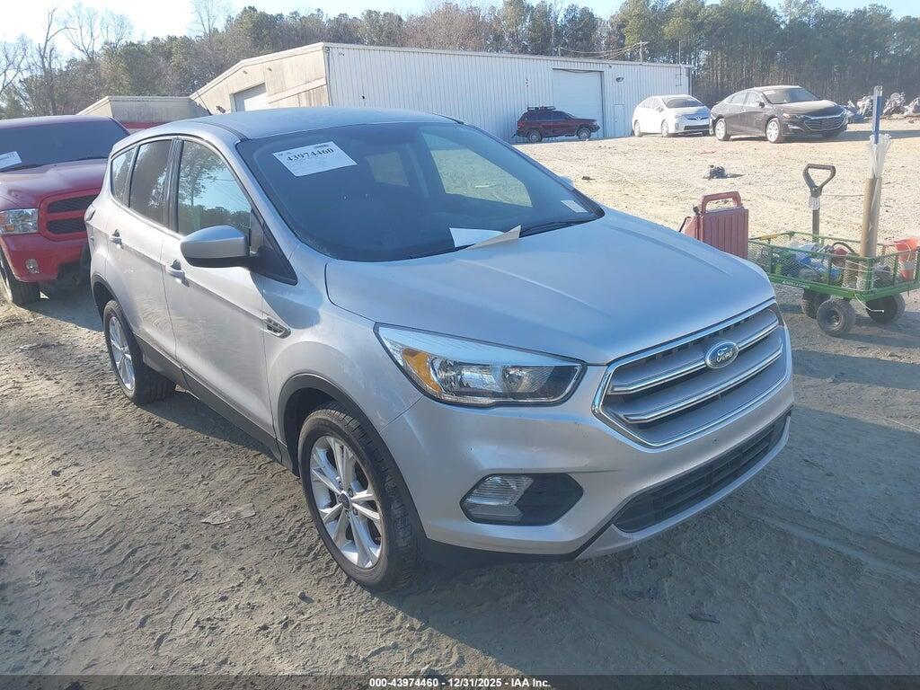 1FMCU0GD1HUB53335 2017 FORD ESCAPE photo no. 1