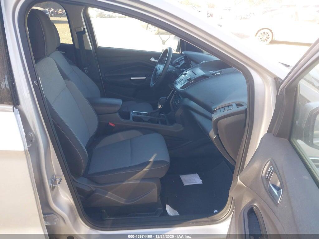 1FMCU0GD1HUB53335 2017 FORD ESCAPE photo no. 5