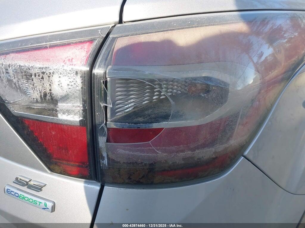 1FMCU0GD1HUB53335 2017 FORD ESCAPE photo no. 6