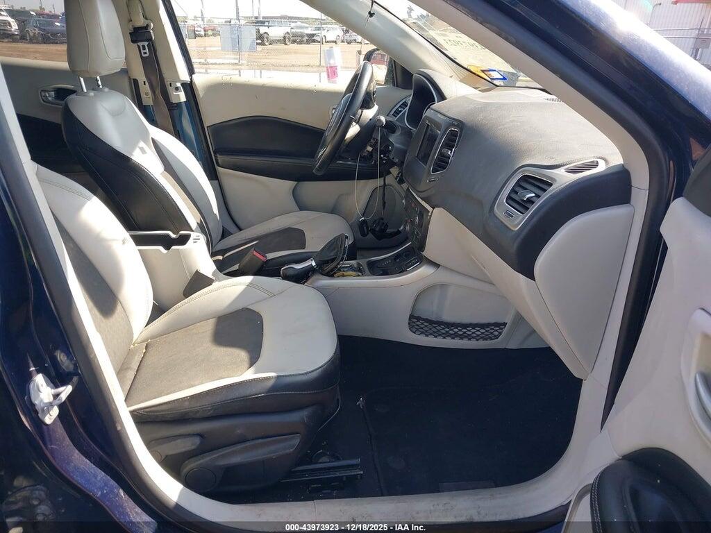 3C4NJDBBXJT143101 2018 JEEP COMPASS photo no. 5