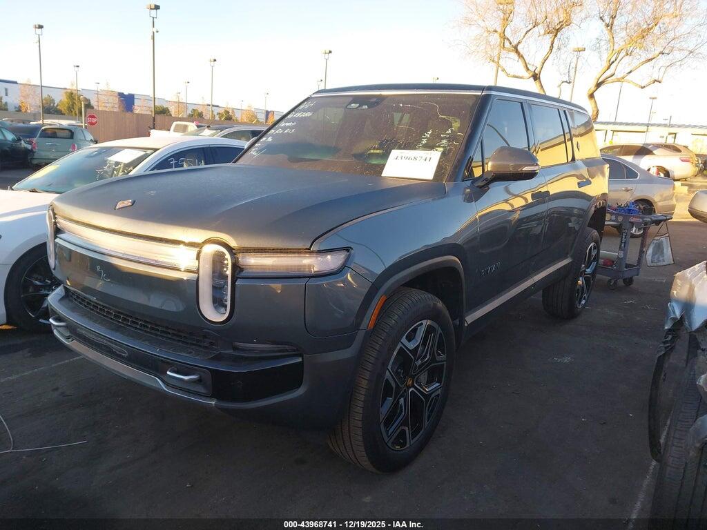 7PDSGBBA0SN050532 2025 RIVIAN R1S photo no. 2