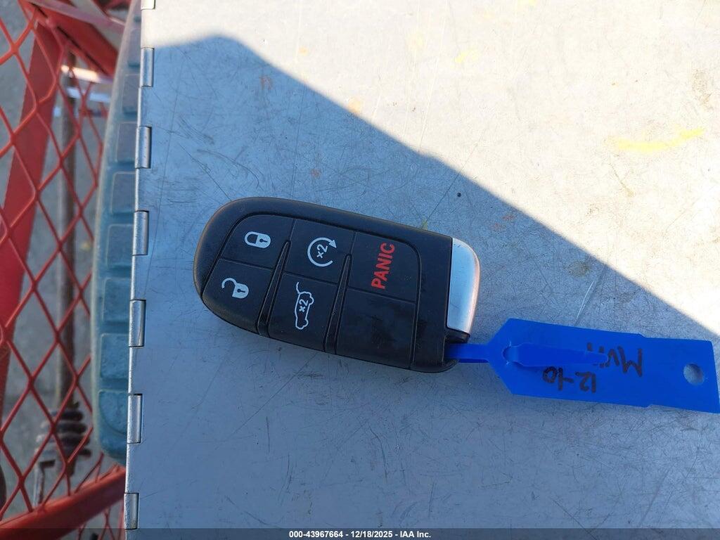 1C4RJFBG2HC628203 2017 JEEP GRAND CHEROKEE photo no. 11