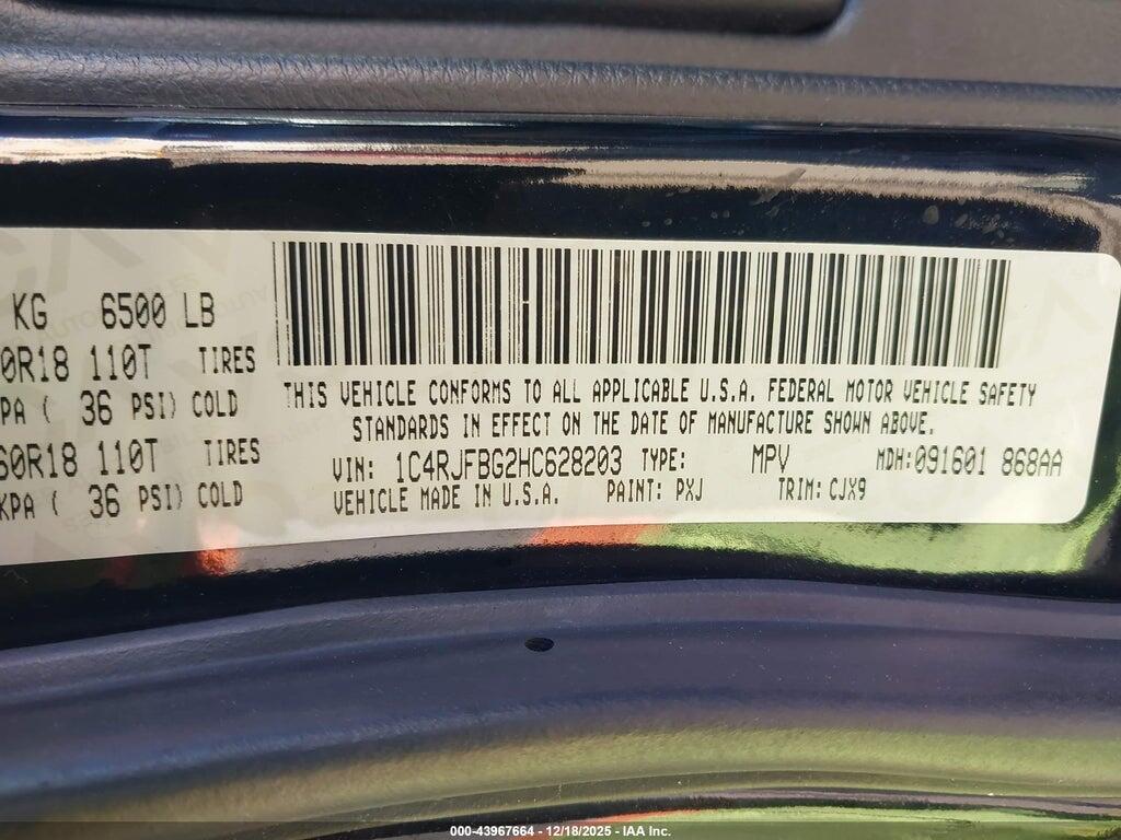1C4RJFBG2HC628203 2017 JEEP GRAND CHEROKEE photo no. 9