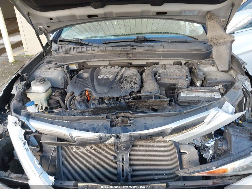 5NPEC4AC8BH004896 2011 HYUNDAI SONATA photo no. 10