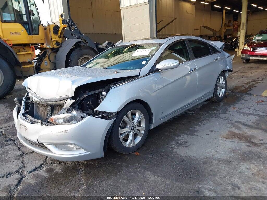 5NPEC4AC8BH004896 2011 HYUNDAI SONATA photo no. 2