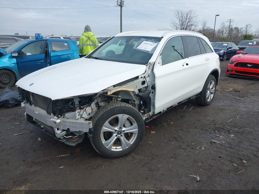 WDC0G4JB6HV010317 2017 MERCEDES-BENZ GLC 300 photo no. 2