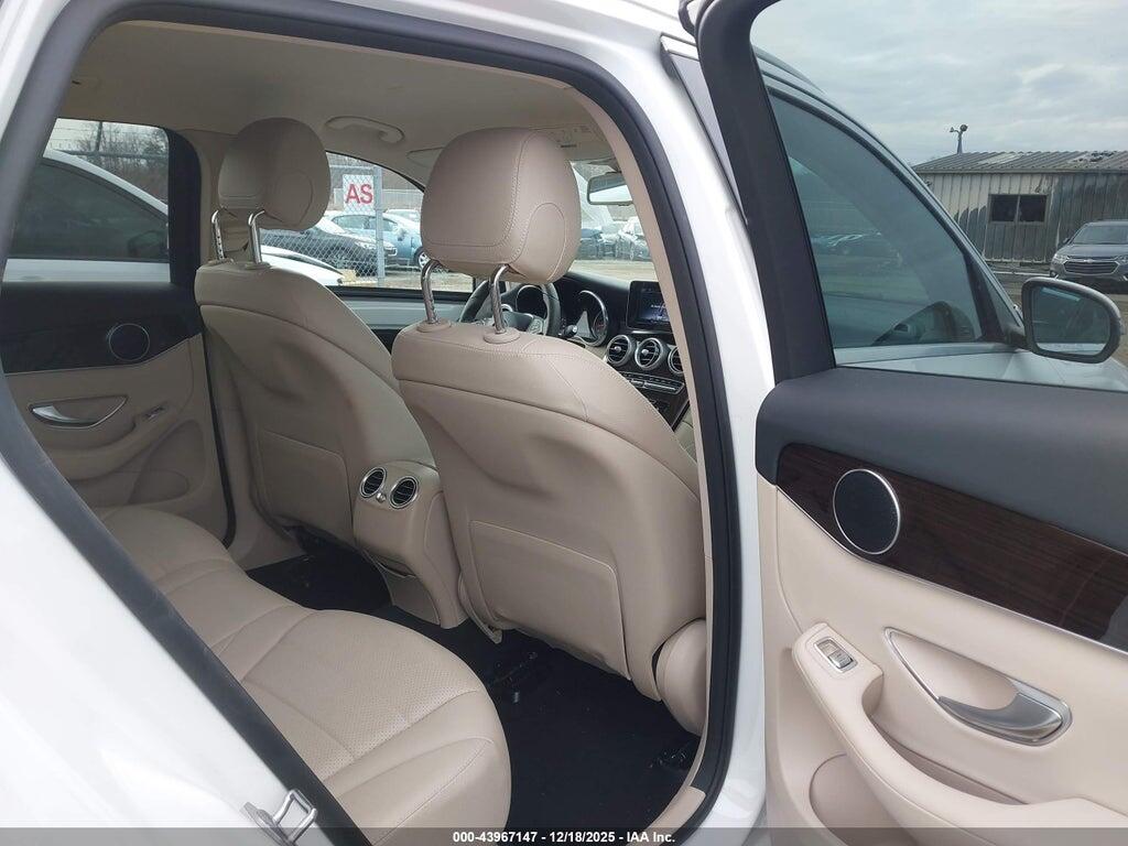 WDC0G4JB6HV010317 2017 MERCEDES-BENZ GLC 300 photo no. 8