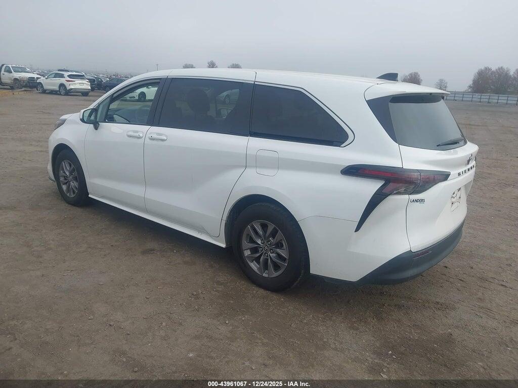 5TDKRKEC5RS216465 2024 TOYOTA SIENNA photo no. 3