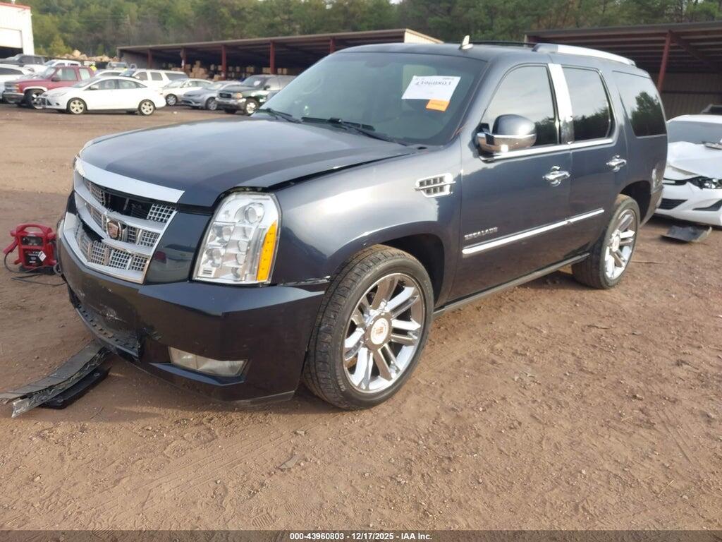1GYS4DEF6DR205657 2013 CADILLAC ESCALADE photo no. 2
