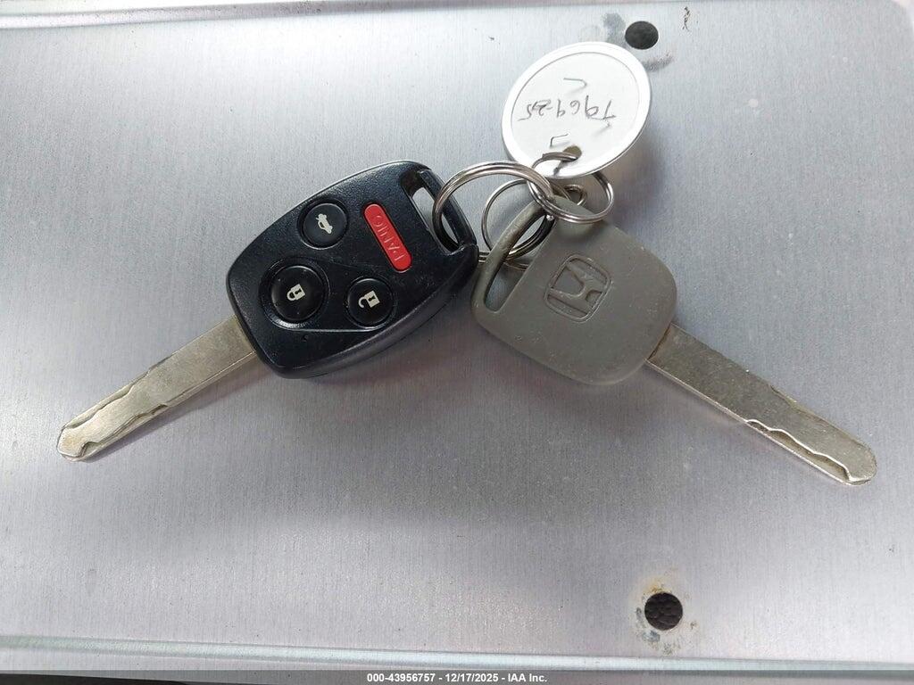 1HGCP3F86AA004123 2010 HONDA ACCORD photo no. 11