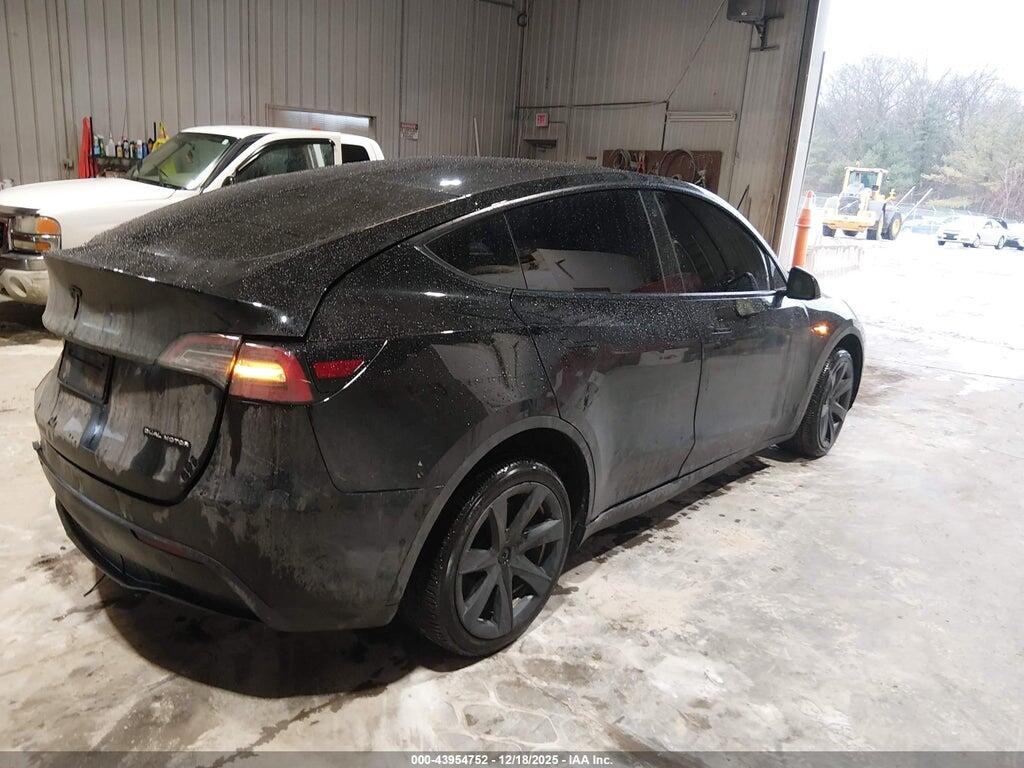 5YJYGDEE0MF268080 2021 TESLA MODEL Y photo no. 4