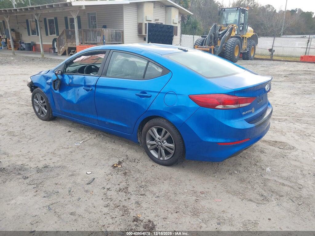 5NPD84LF3HH054425 2017 HYUNDAI ELANTRA photo no. 3