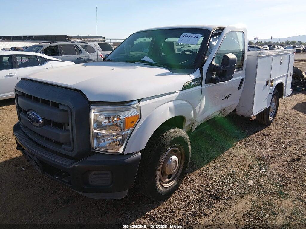 1FTBF2A67CED19165 2012 FORD F-250 photo no. 2