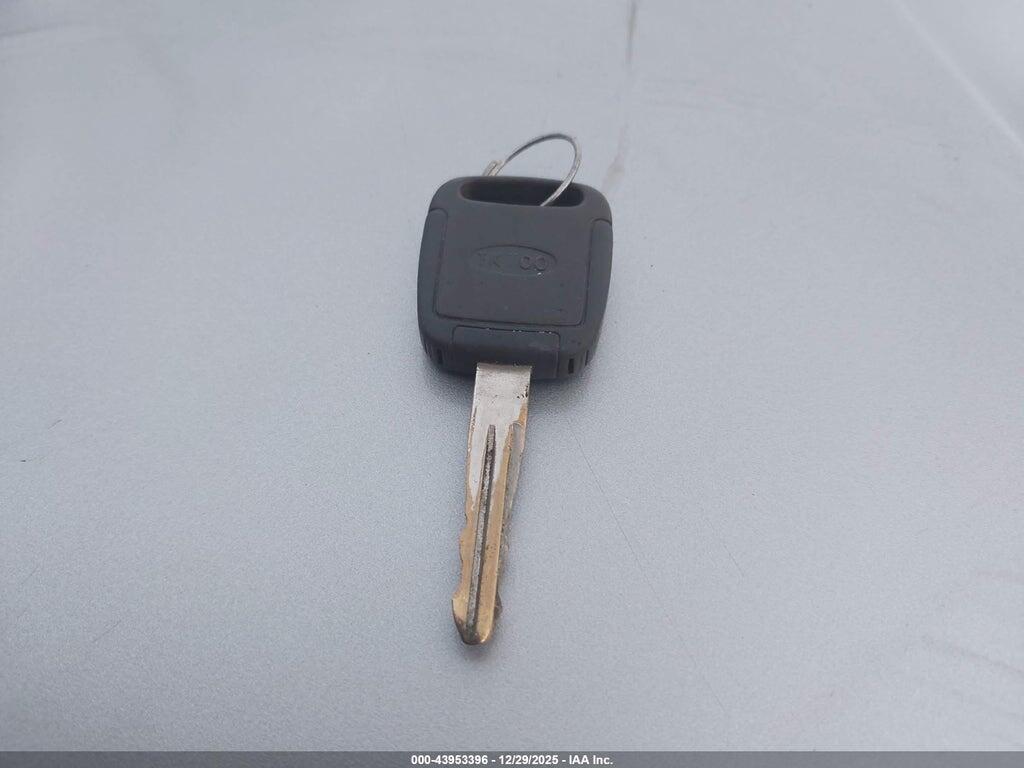 1N6AD07U55C437609 2005 NISSAN FRONTIER photo no. 11