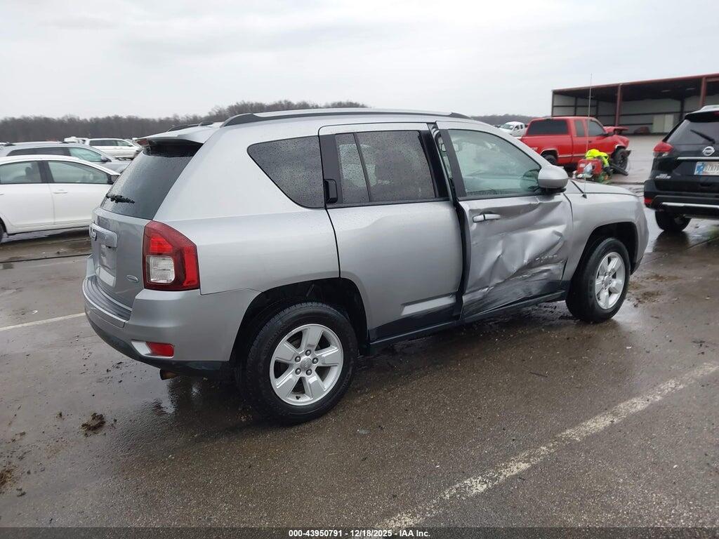 1C4NJCEA5GD734724 2016 JEEP COMPASS photo no. 4