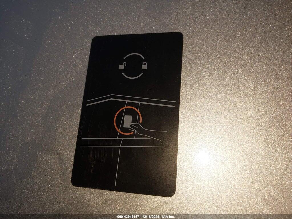 7G2CEHEDXRA027241 2024 TESLA CYBERTRUCK photo no. 11