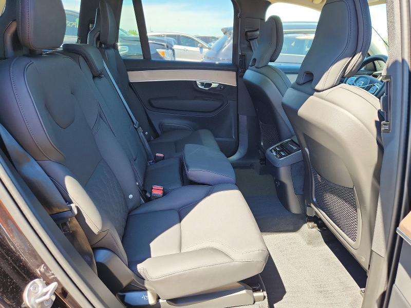 2026 VOLVO XC90 PLUS — Фото 10 из 12