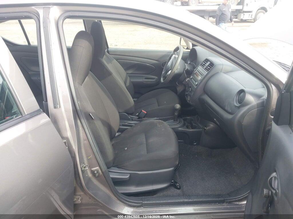 3N1CN7AP0HL856998 2017 NISSAN VERSA photo no. 5