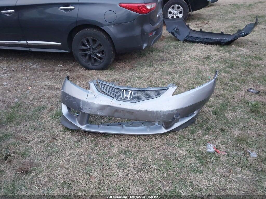 JHMGE8H40AS007671 2010 HONDA FIT photo no. 12