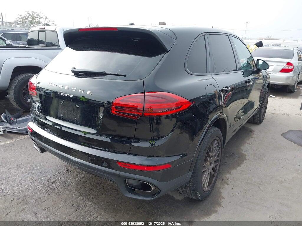 WP1AA2A24HKA82505 2017 PORSCHE CAYENNE photo no. 4