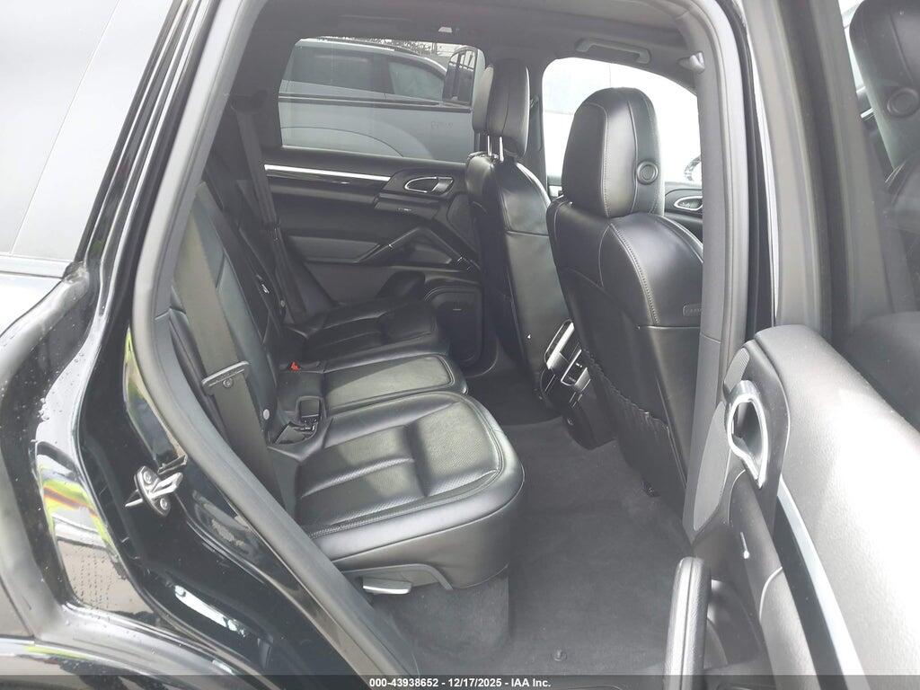 WP1AA2A24HKA82505 2017 PORSCHE CAYENNE photo no. 8