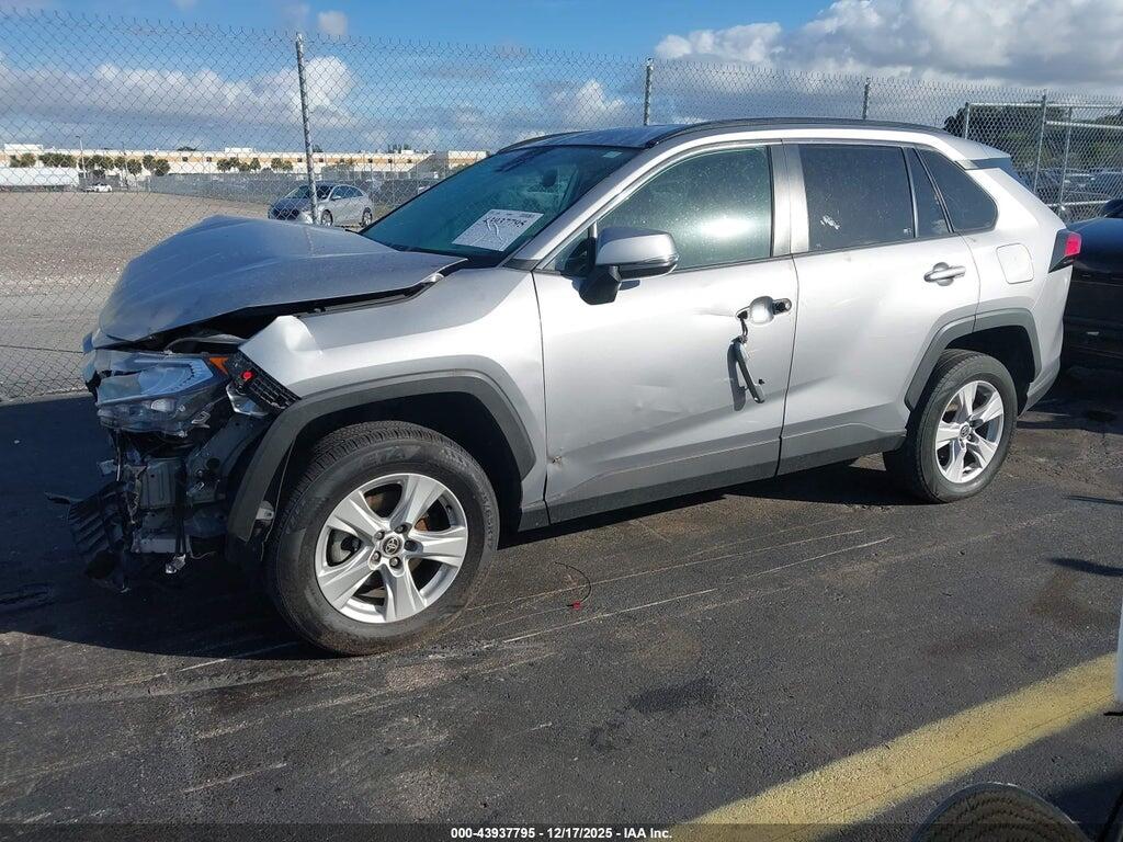 2T3P1RFV0MC192073 2021 TOYOTA RAV4 photo no. 2
