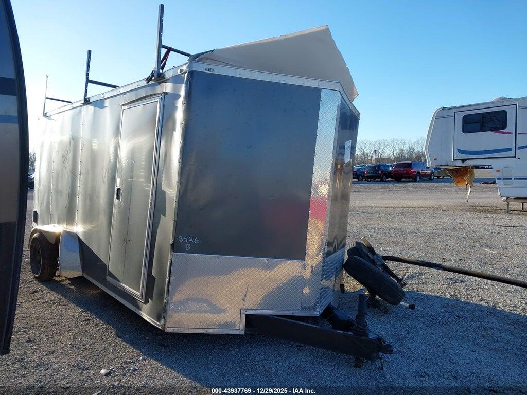 7NBBE1628R1008519 2024 WELLS CARGO ENCLOSED TRAILER photo no. 1
