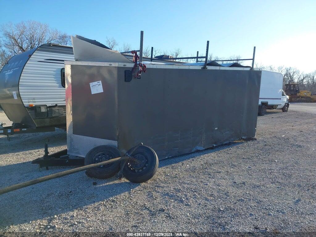7NBBE1628R1008519 2024 WELLS CARGO ENCLOSED TRAILER photo no. 2