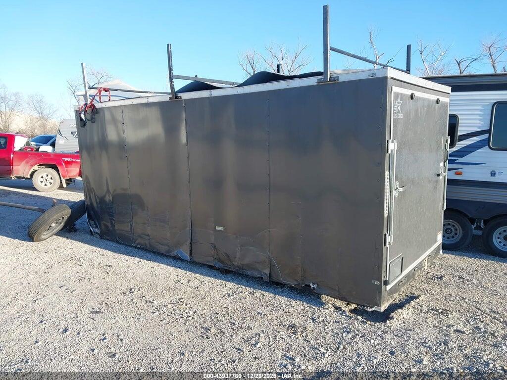 7NBBE1628R1008519 2024 WELLS CARGO ENCLOSED TRAILER photo no. 3