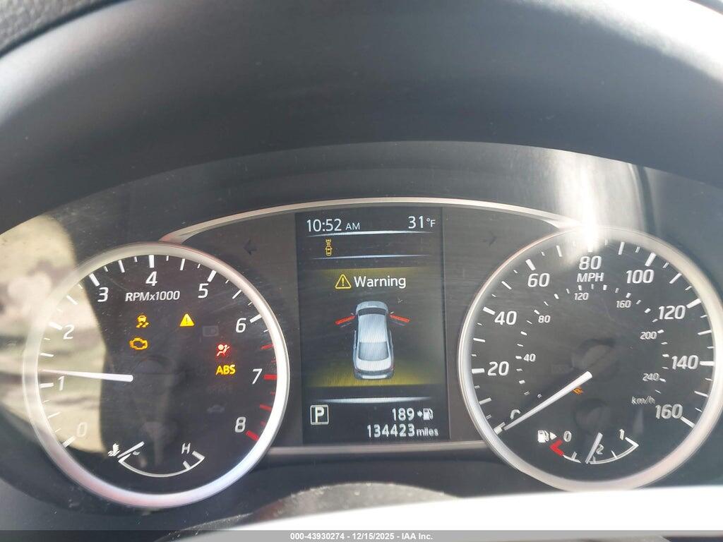 3N1AB7AP5JY321335 2018 NISSAN SENTRA photo no. 7